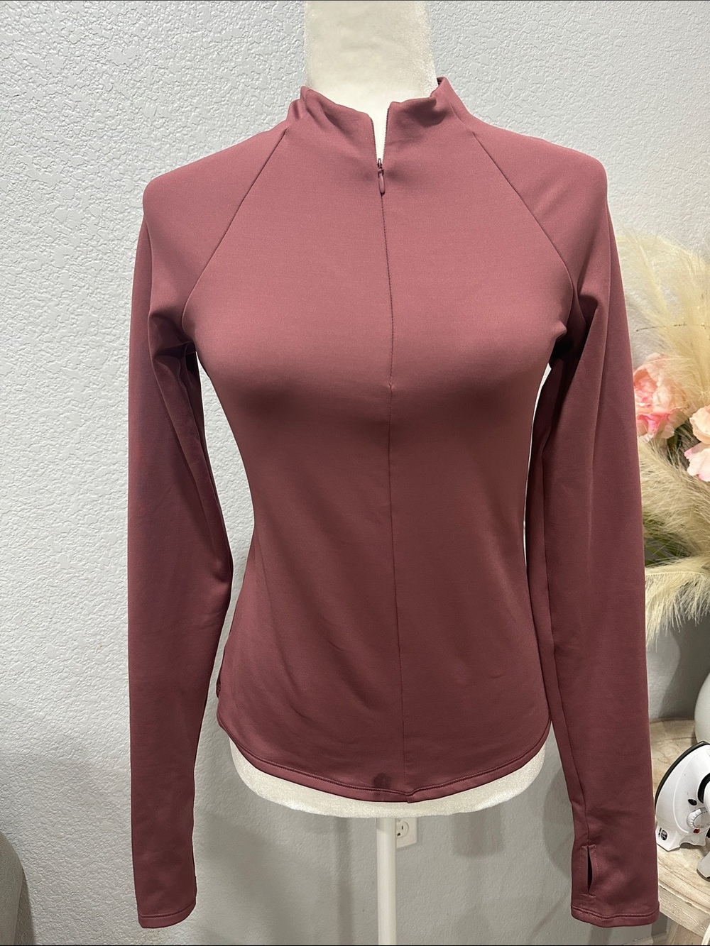 ALO Yoga Long Sleeve Zip Mock Neck Top - Dusty Rose